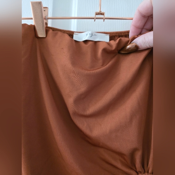 Rust Orange Ruched Top - Picture 7 of 9